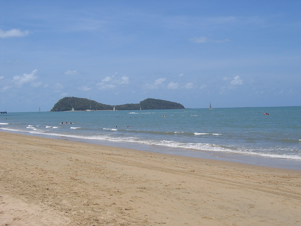 CairnsTC079 Palm Cove.jpg